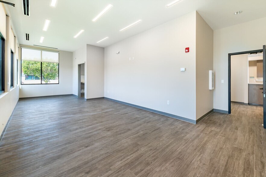 More Photos Of 5181 Murfreesboro Rd, La Vergne Medical For Lease