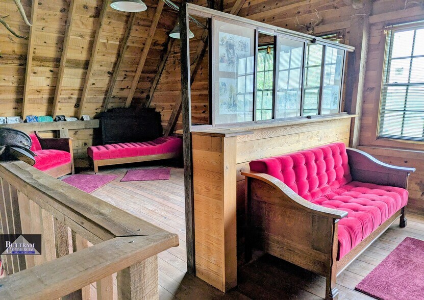 More Photos Of 4014 E 7th St, Joplin General Retail For Sale