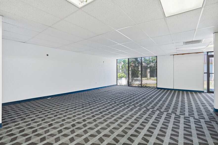 More Photos Of 5341 Grand Blvd, New Port Richey Medical For Lease