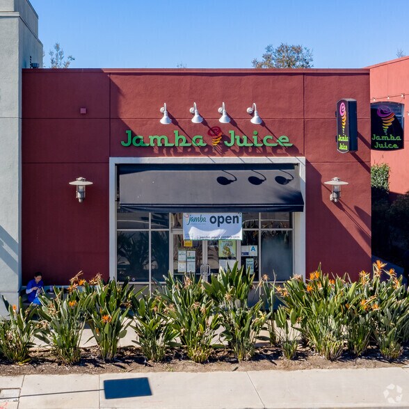 More Photos Of 1127-1131 S Fremont Ave, Alhambra Storefront For Lease