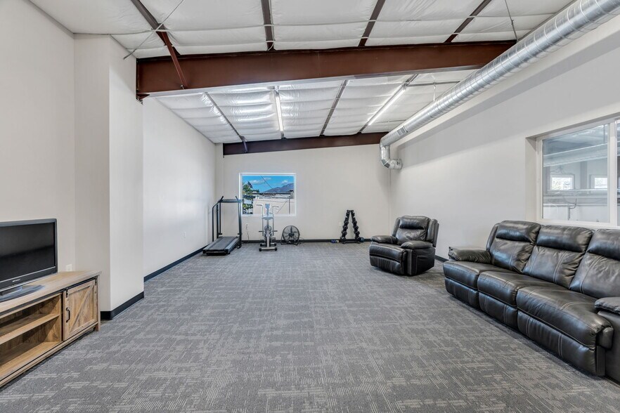 More Photos Of 329 W Main St, American Fork Light Manufacturing For Lease