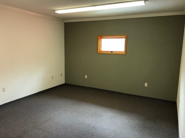More Photos Of 373 280th St, Osceola Industrial For Lease