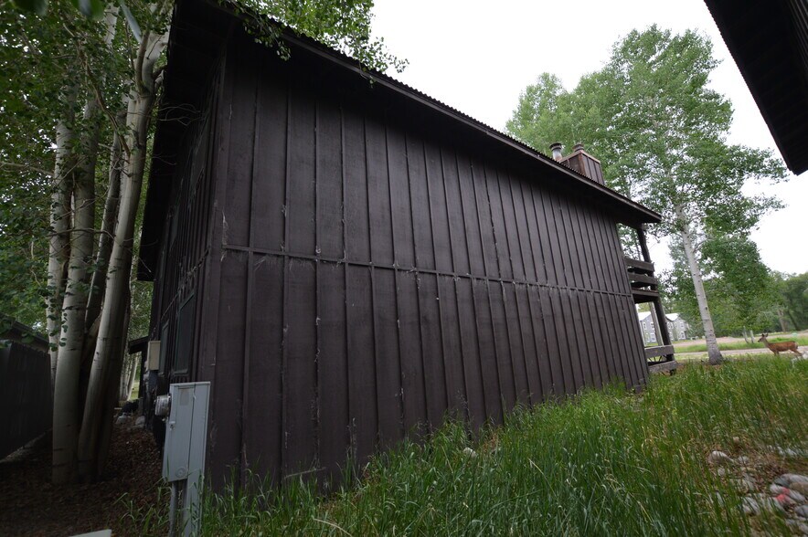 More Photos Of 1412 W Gunnison Ave, Gunnison Apartments For Sale