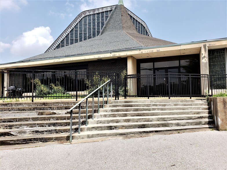 More Photos Of 8449 Jennings Station Rd, Jennings Rehabilitation Center For Sale