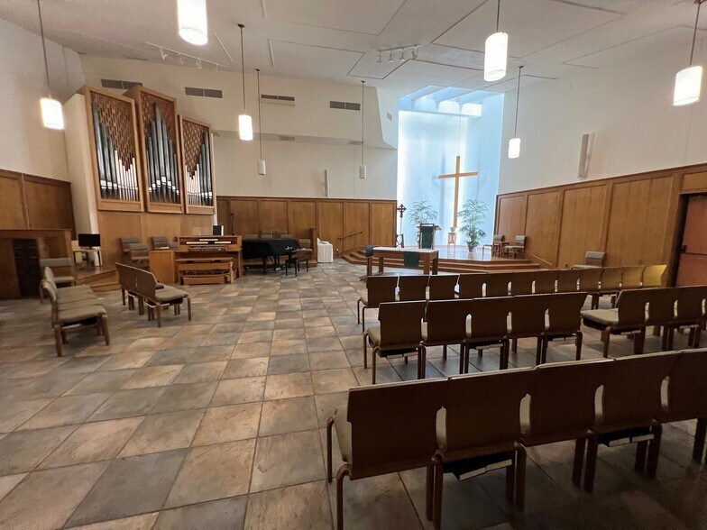 More Photos Of 2709 Custer Rd, Plano Religious Facility For Lease