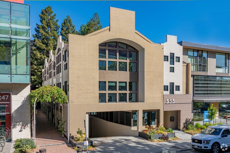 Primary Photo Of 555 Hamilton Ave, Palo Alto Office For Lease