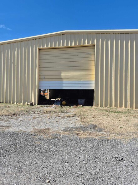 More Photos Of 600 Evanhale -1, Oklahoma City Warehouse For Lease