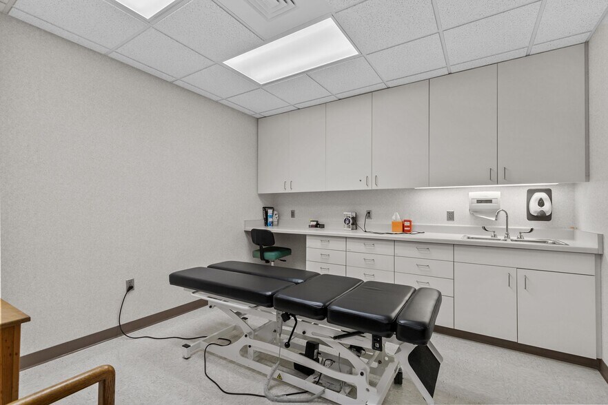 More Photos Of N430 Wood Duck Dr, Fremont Medical For Sale