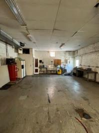 More Photos Of 617 E 16th St, Kansas City Auto Repair For Lease