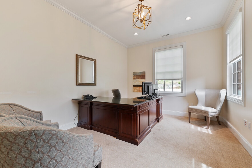 More Photos Of 3139 16th Street Rd, Huntington Medical For Sale