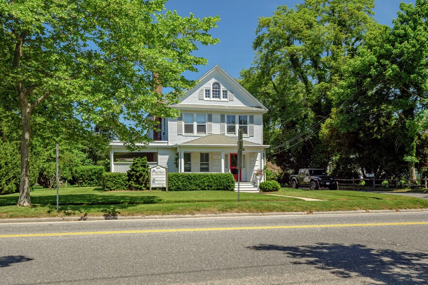 More Photos Of 149 Hampton Rd, Southampton Office Residential For Lease