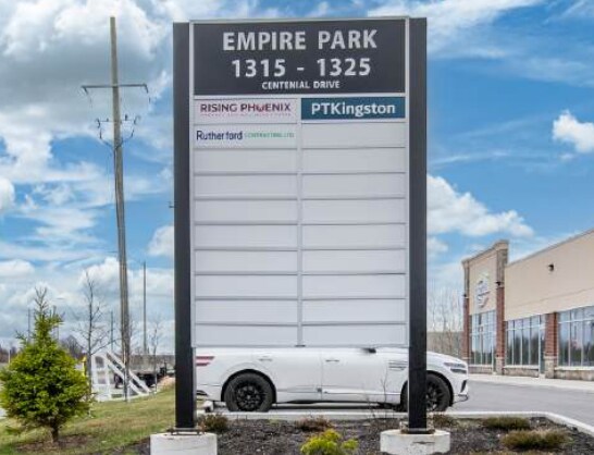 More Photos Of 1325 Centennial Dr, Kingston Light Distribution For Lease