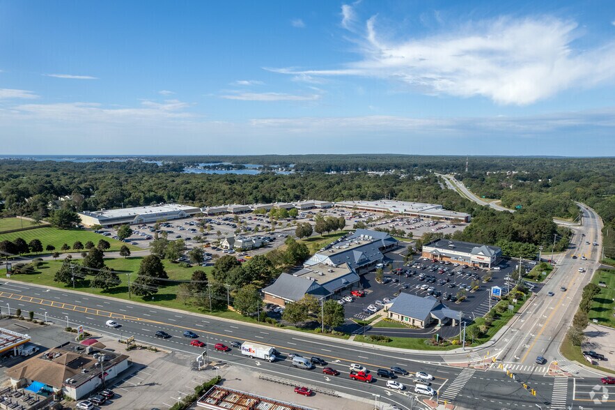 More Photos Of 91 Point Judith Rd, Narragansett Unknown For Lease