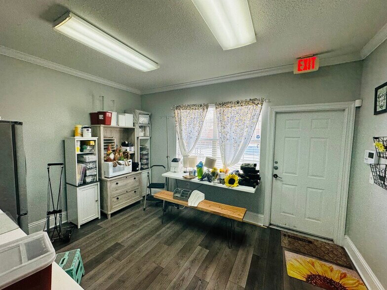 More Photos Of 6817 Southpoint Pky, Jacksonville Medical For Sale