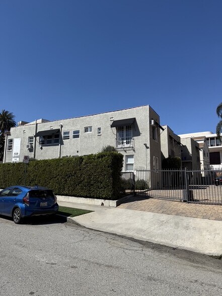 More Photos Of , Los Angeles Multifamily For Sale