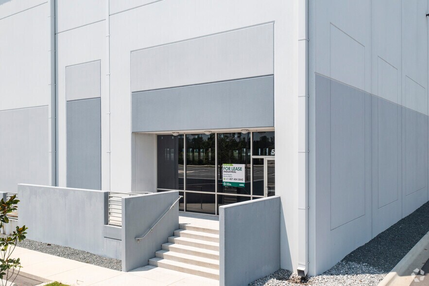 More Photos Of 5300 Allen K Breed Hwy, Lakeland Unknown For Lease