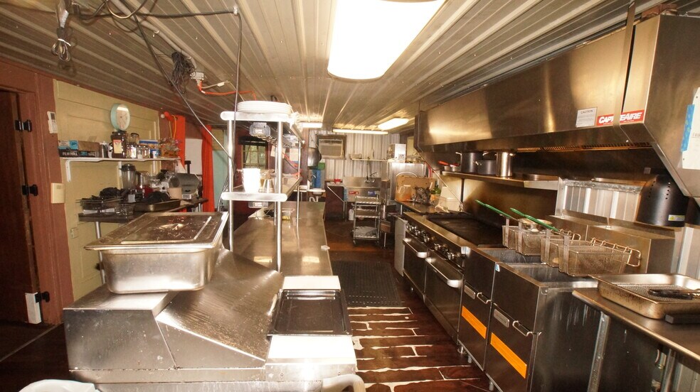 More Photos Of 1027 Jackson Ave, Enid Restaurant For Sale