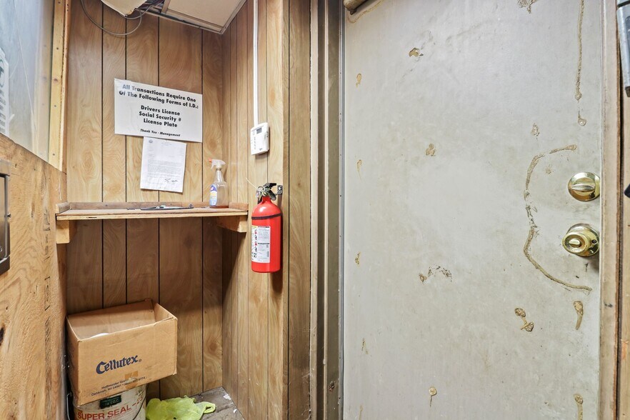 More Photos Of 85 Skillen St, Buffalo Auto Salvage Facility For Sale