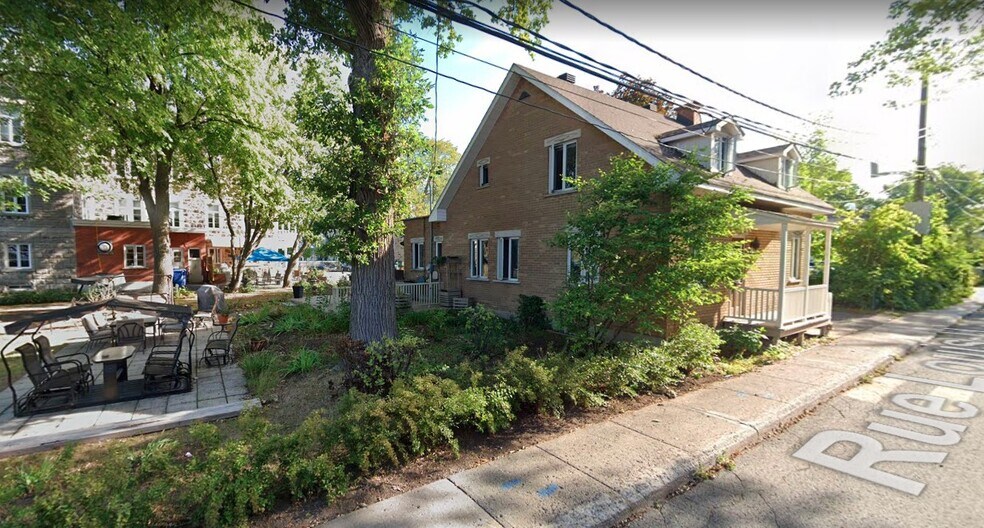 More Photos Of 550 Boul Marie-Victorin, Boucherville Congregate Senior Housing For Sale