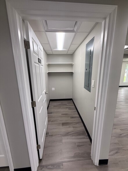 More Photos Of 7900 Dr. Martin Luther King, J St N, Saint Petersburg Medical For Lease