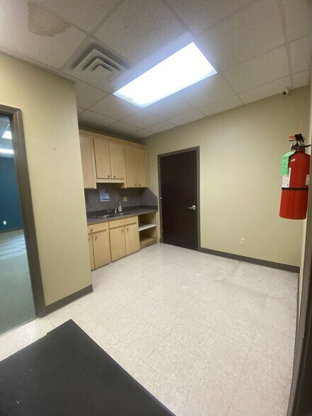 More Photos Of 280 Southfield Rd, Shreveport Freestanding For Lease