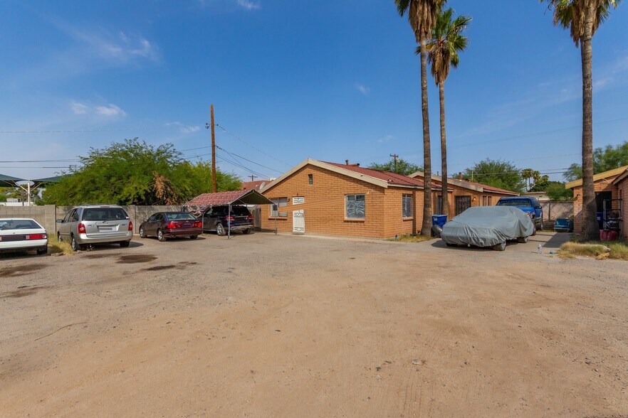 More Photos Of 238 W Navajo Rd, Tucson Apartments For Sale