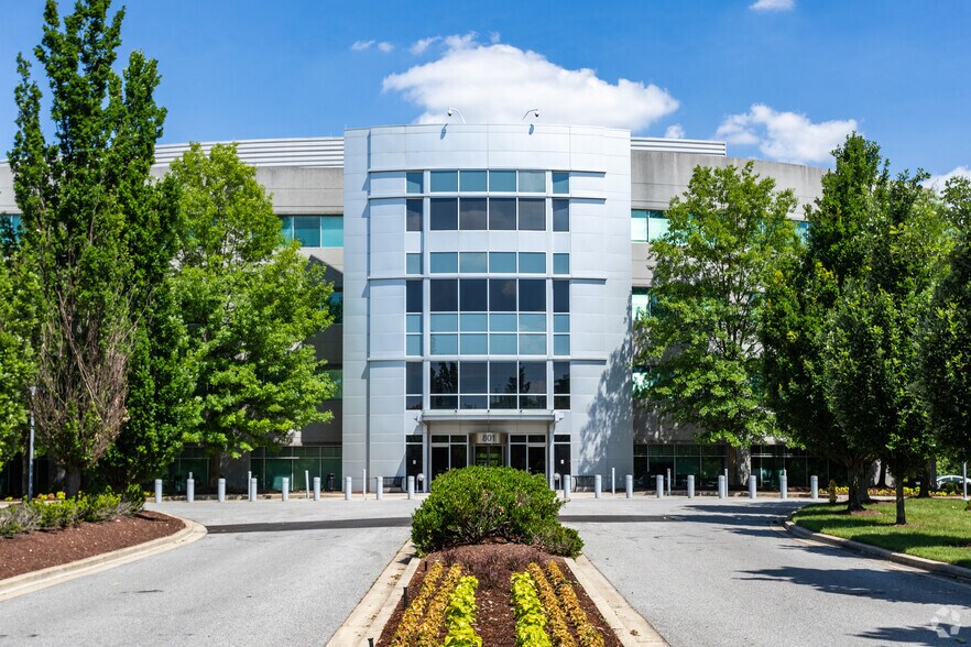 Primary Photo Of 801 International Dr, Linthicum Office For Sale