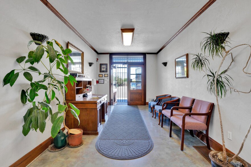 More Photos Of 725 Folger Ave, Berkeley Loft Creative Space For Sale