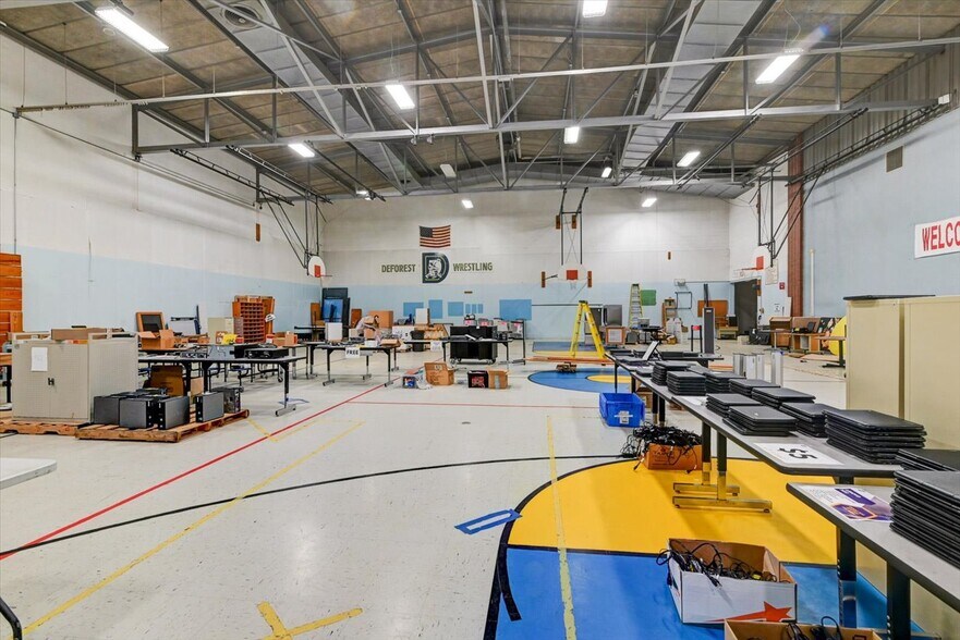 More Photos Of 520 E Holum St, Deforest Schools For Sale