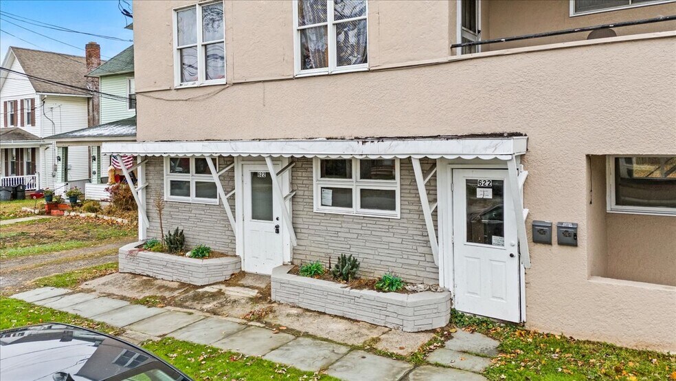 More Photos Of 622 E Market St, Scranton Office Residential For Sale