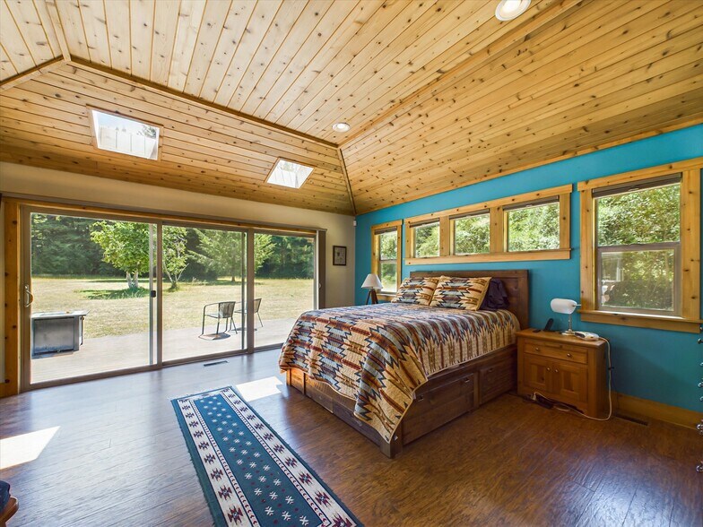 More Photos Of 595 Riverside Park Rd, Carlotta Land For Sale