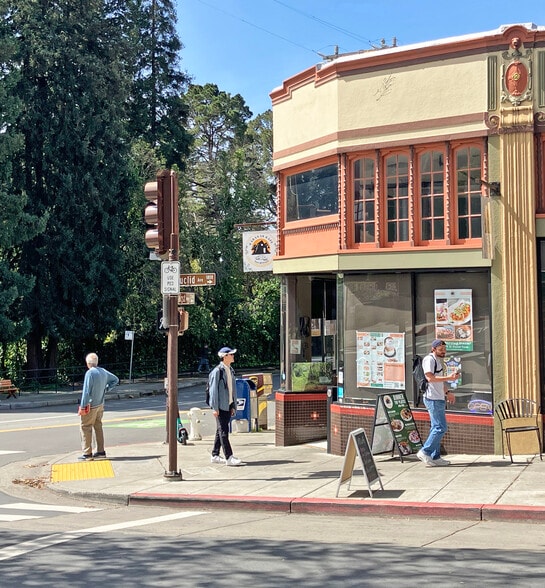 More Photos Of 1865-1879 Euclid Ave, Berkeley Apartments For Lease