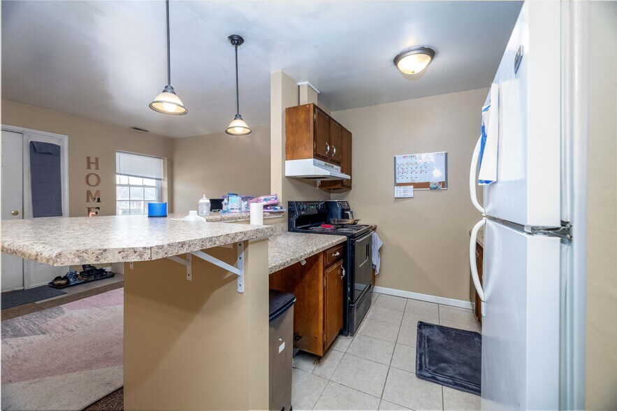 More Photos Of 3 E Division St, Remington Apartments For Sale