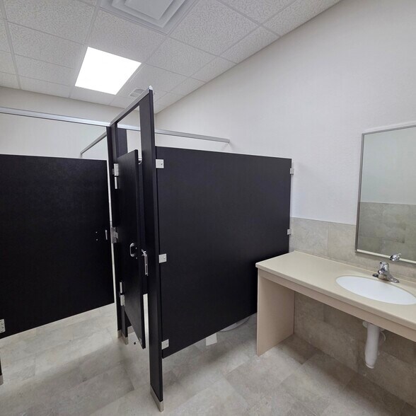 More Photos Of 8499 Tom Chittum loop, New Port Richey Industrial For Sale