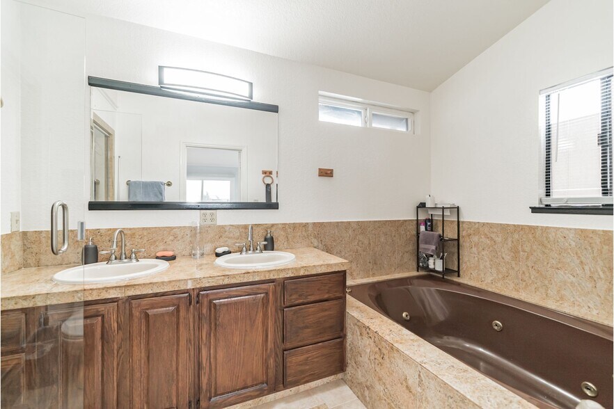 More Photos Of 419 Harvey Pl, Pacifica Apartments For Sale