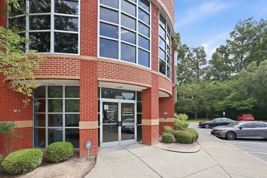 More Photos Of 502 McKnight Dr, Knightdale Medical For Sale