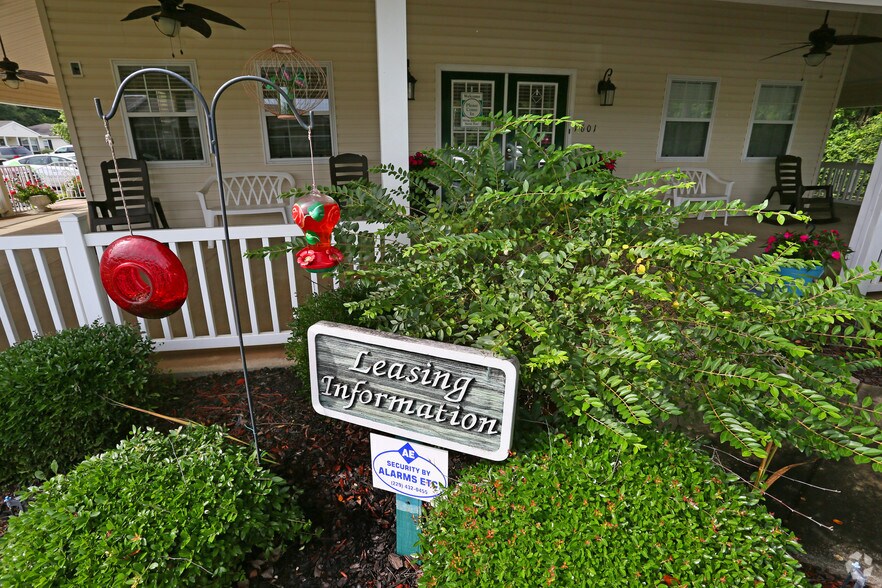 More Photos Of 1601 Radium Springs Rd, Albany Apartments For Sale