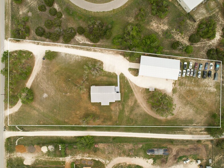 Primary Photo Of 4909 Bell Springs Rd, Dripping Springs Light Manufacturing For Sale