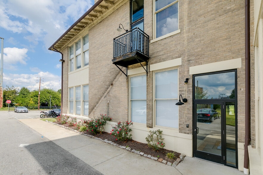 More Photos Of 141 E Wythe St, Petersburg Apartments For Sale