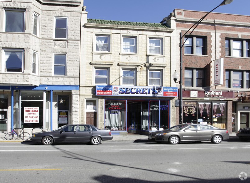 More Photos Of 3229 N Clark St, Chicago Storefront Retail Residential For Lease