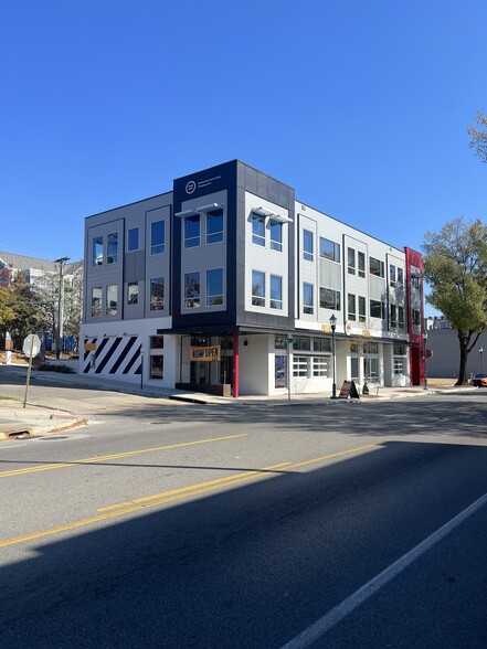 Primary Photo Of 401 E Martin Luther King Blvd, Chattanooga Restaurant For Lease