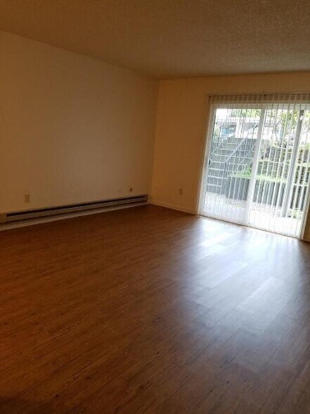 More Photos Of 1111 NE 122nd Ave, Portland Apartments For Sale