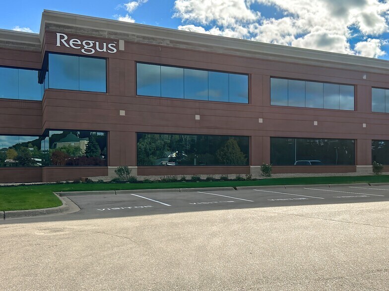 More Photos Of 6385 Old Shady Oak Rd, Eden Prairie Coworking Space