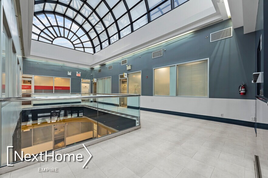 More Photos Of 27-47 Crescent St, Astoria Medical For Lease