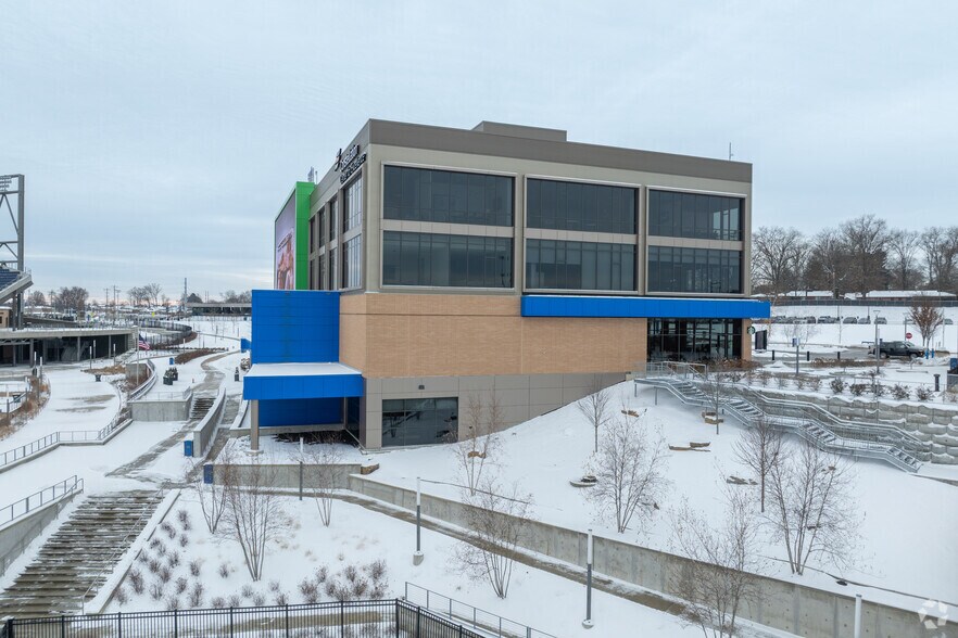 More Photos Of 2014 Blake Avenue NW, Canton Office For Lease