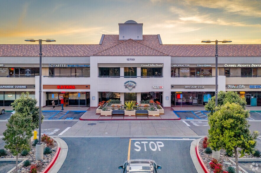 More Photos Of 12750-12950 Carmel Country Rd, San Diego Unknown For Lease