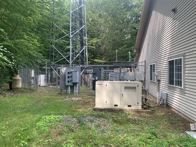 More Photos Of 1050 Buckley Hwy, Union Flex For Sale