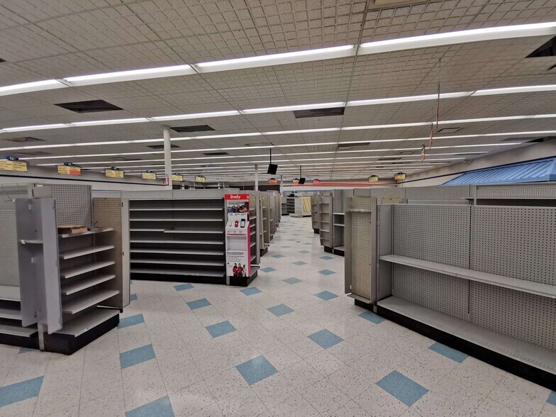 More Photos Of 1709 Liberty St, Erie Drugstore For Lease