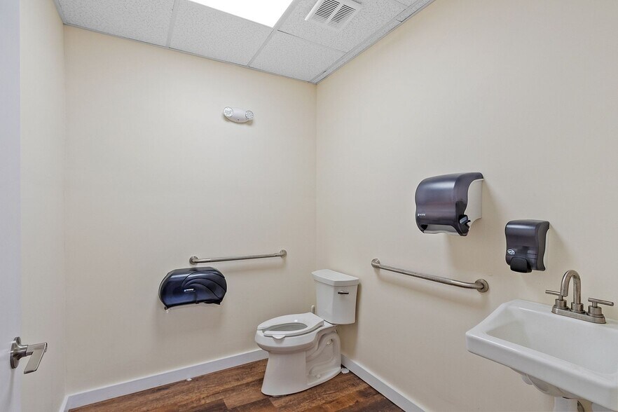 More Photos Of 295 Boston Rd, Billerica General Retail For Sale