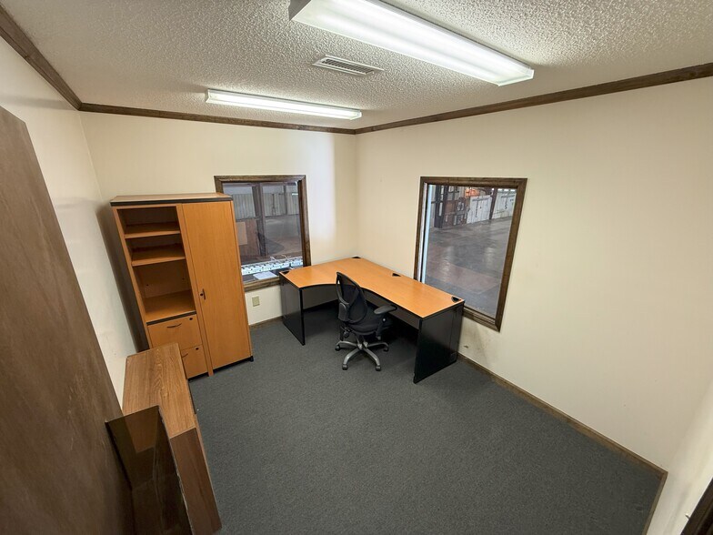 More Photos Of 144 Industrial Dr, Forest City Warehouse For Sale